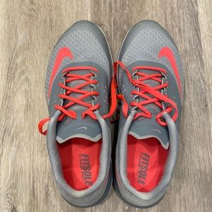 Nike Fitsole Womens Sneakers. Size 9